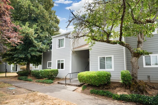 Photo - 2706 SE 138th Ave Apartment
