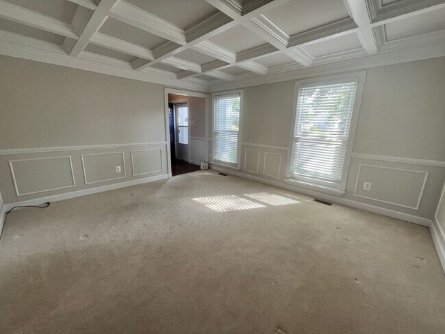 Foto del edificio - Beautiful 4 BR/3.5 BA Single-Family Home i...