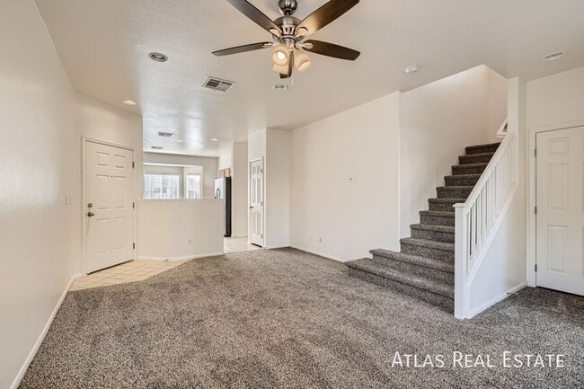 Building Photo - MOVE IN READY! Two-Story, 3-Bedroom Home N...