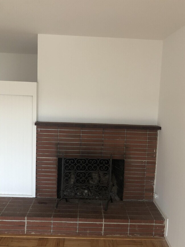Building Photo - 116 Mirada Dr