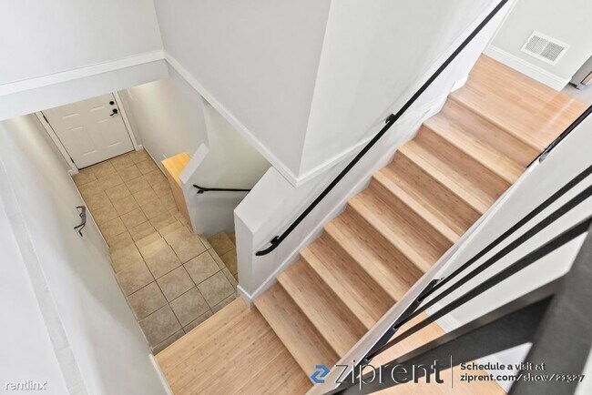 Foto del edificio - 3 br, 2 bath House - 161 North Spruce Aven...