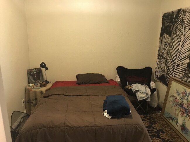 Foto del edificio - 1 Bedroom, 1 Bathroom House in Fifth Avenue