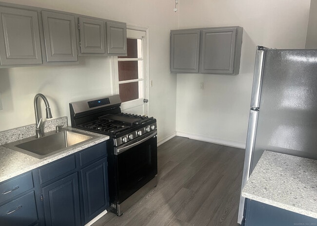 Building Photo - 26 Judson Ave