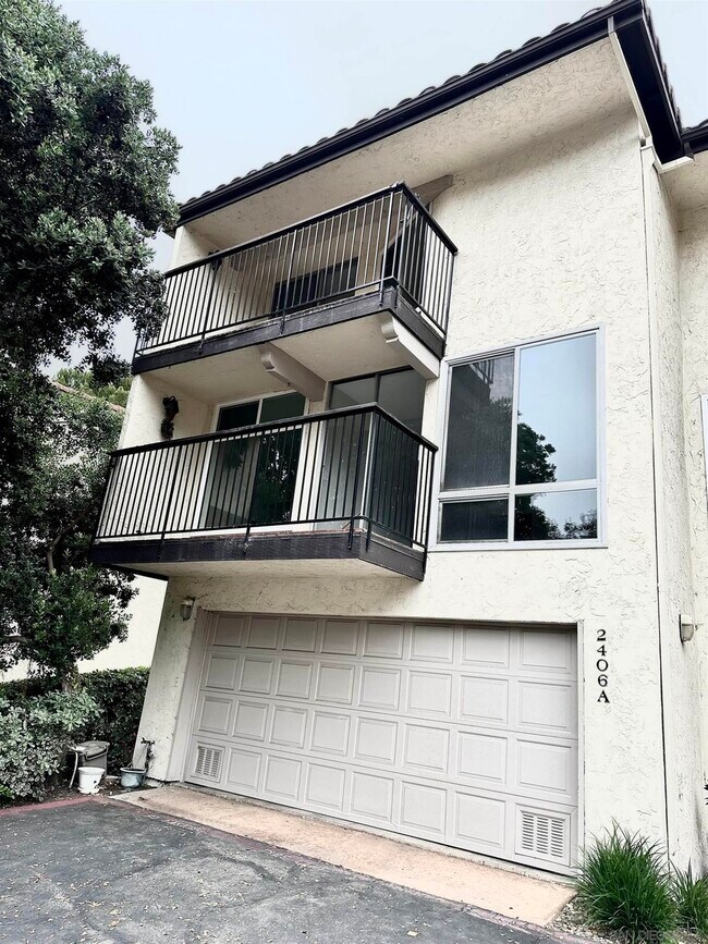 Foto del edificio - 2406 Altisma Way