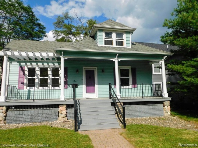 Building Photo - 374 Rivard Blvd
