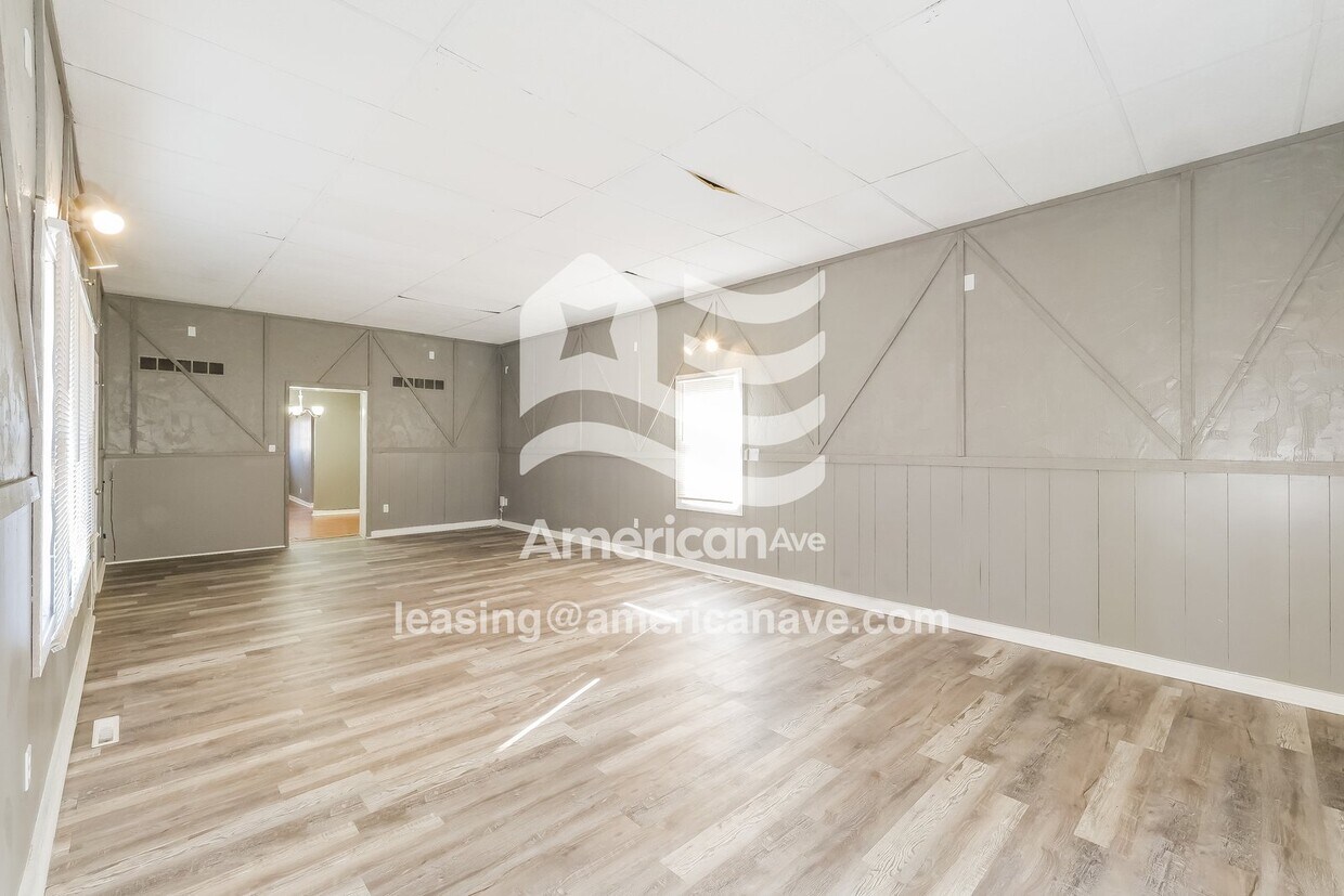 6400 Walrond Ave, Kansas City, MO 64132 | Apartments.com