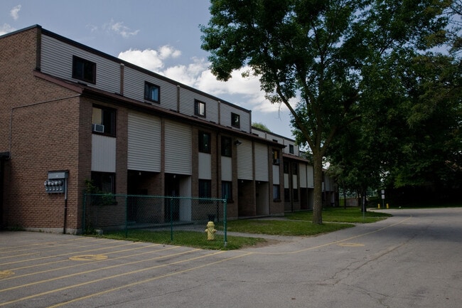 Building Photo - Brookside Park