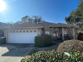 Building Photo - 858 Van Dyke Dr