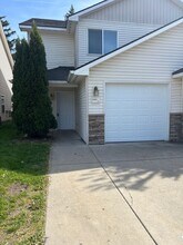 Building Photo - 3484 W Vela Pl