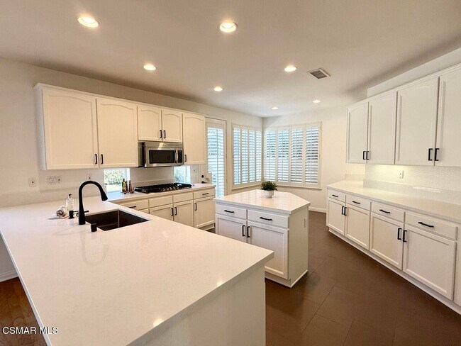 Building Photo - 2659 Capella Way