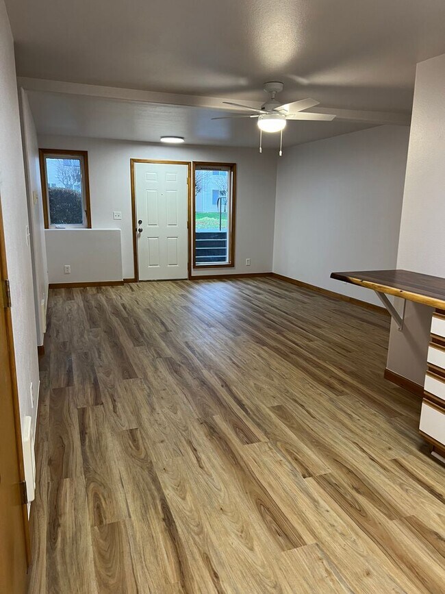 Foto del edificio - 4244 Wintergreen Circle #170 (Interior pic...