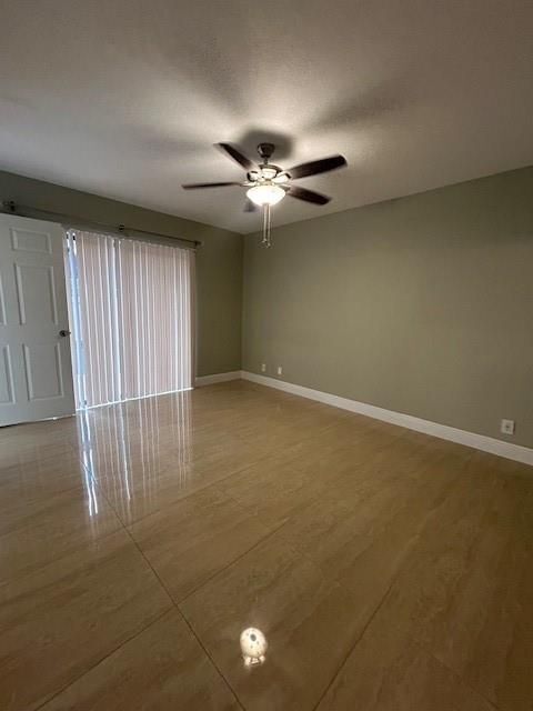 Foto del edificio - 4757 Sunny Palm Cir