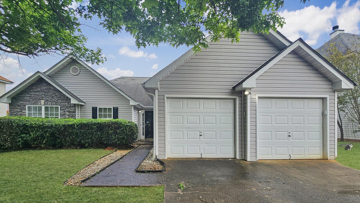 Foto principal - 11866 Registry Blvd