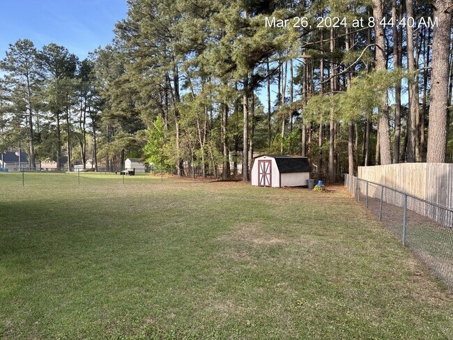 Foto del edificio - 114 Windsor Ln