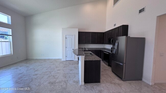 Building Photo - 759 Simeon Dr