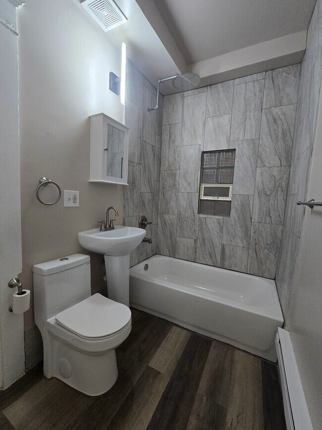 Foto del edificio - 1422 26th Ave N