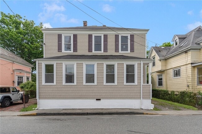Building Photo - 53 Warner St