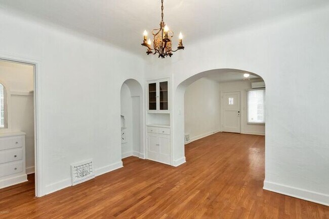 Foto del edificio - 541 W Monte Vista Rd