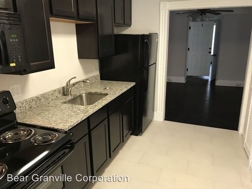Building Photo - 709 Chimborazo Blvd