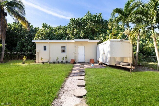 Building Photo - 1 br, 1 bath House - 1485 SW 44th Ter