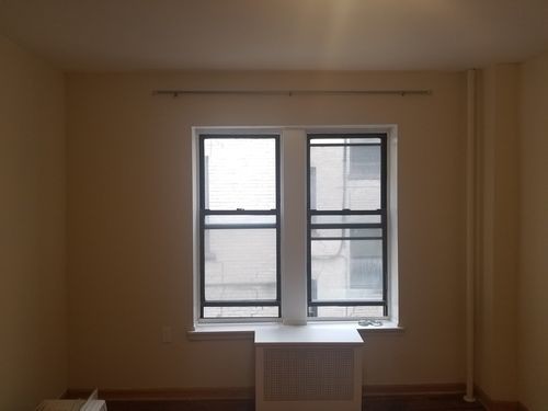 Foto del edificio - 302 Marine Ave