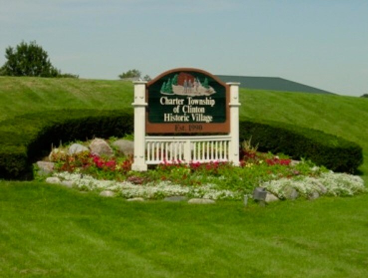 Primary Photo - 42383 Garfield Rd