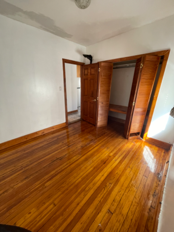 Foto del edificio - 110-29 106th St