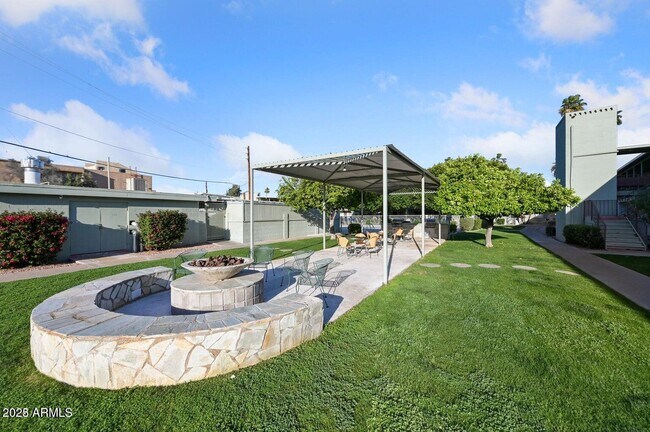 Foto del edificio - 1702 W Tuckey Ln