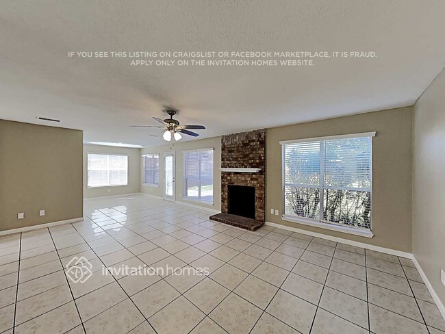 Foto del edificio - 8618 Fairfax Ave