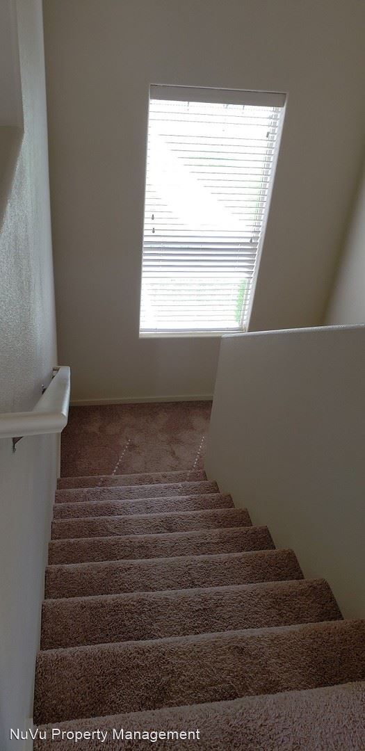 Building Photo - 2 br, 2 bath Apartment - 4569 Driver Lane ...