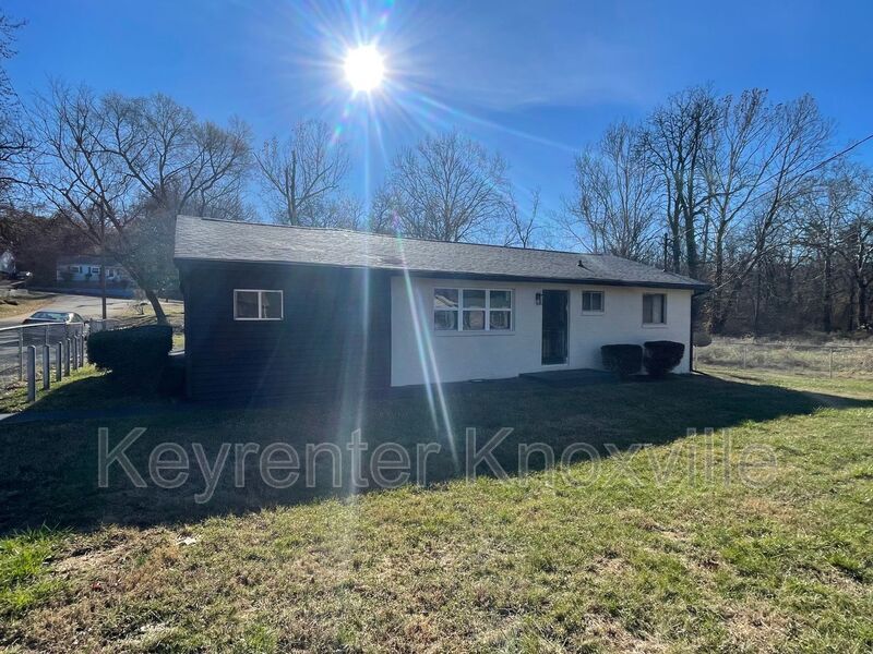 Foto principal - 2640 Lay Ave