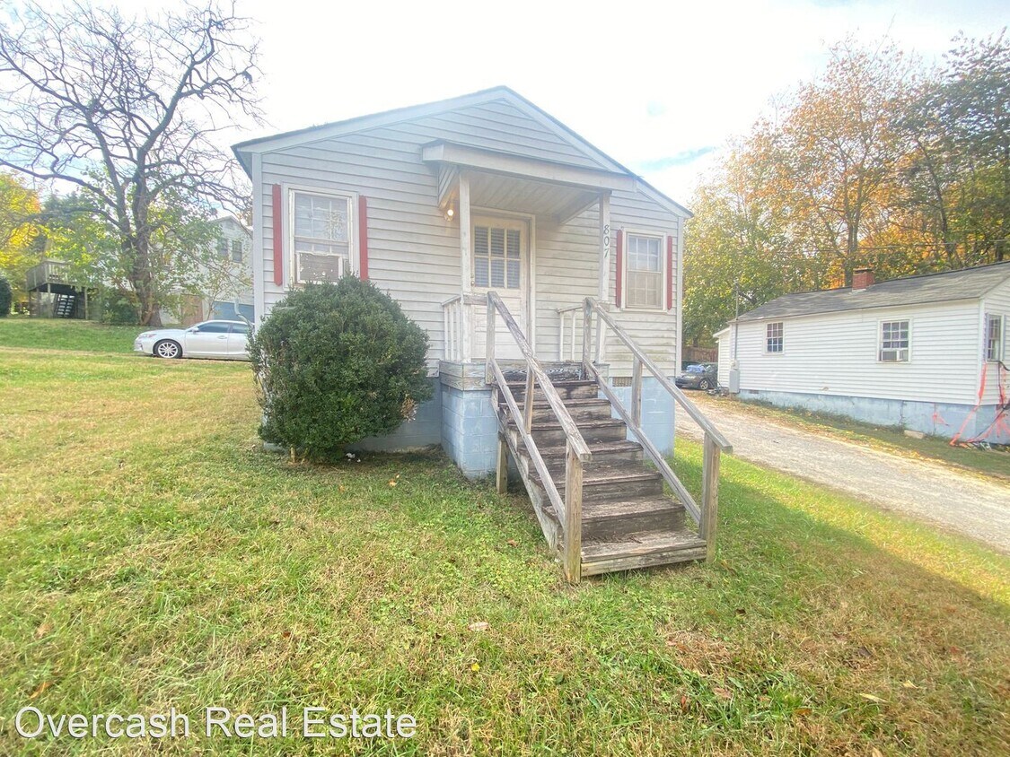 Primary Photo - 2 br, 1 bath House - 807 Oval Street