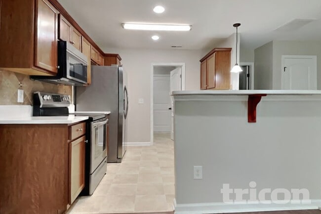 Building Photo - 31 Burr Oak Cir