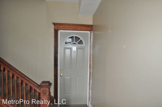 Building Photo - 3 br, 2 bath House - 2902 E 77th St.