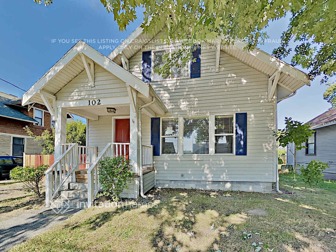 Foto principal - 102 N St NE