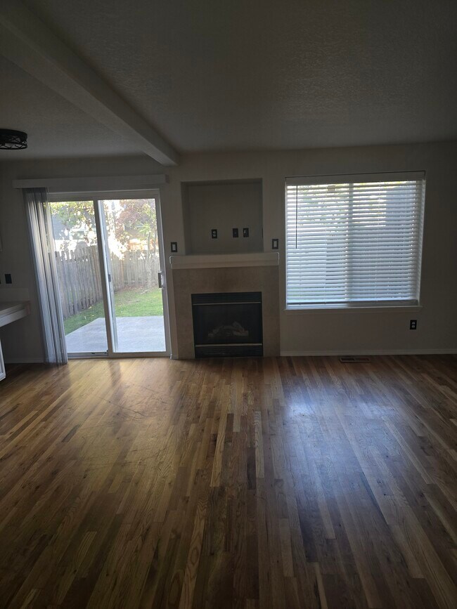 Foto del edificio - 222 W Hereford St