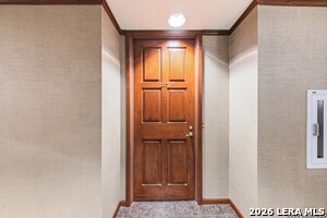 Foto del edificio - 1 Towers Park Ln