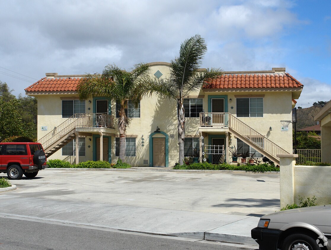 680 Riverside St, Ventura, CA 93001 Apartments in Ventura, CA