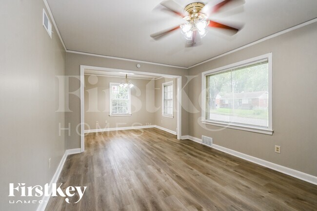 Foto del edificio - 1493 Fox St