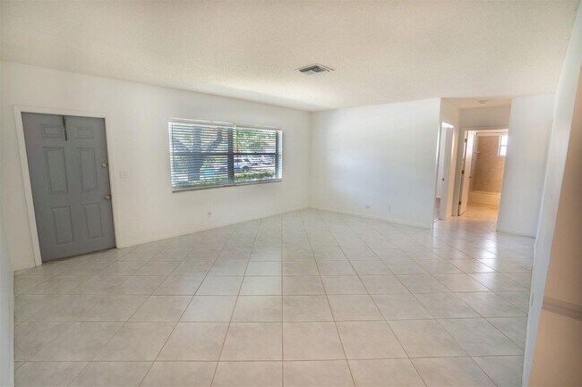 Foto del edificio - 712 SW 4th Ave