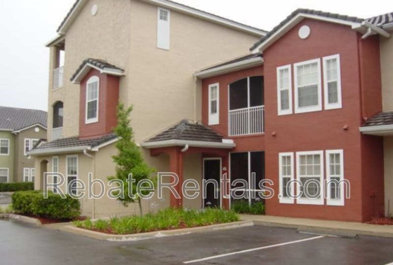 Foto principal - 10075 Gate Pkwy N