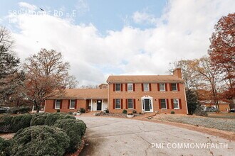 Building Photo - 589 Moore Rd