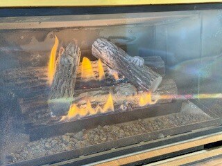 Foto del edificio - 8201 Honeysuckle Dr