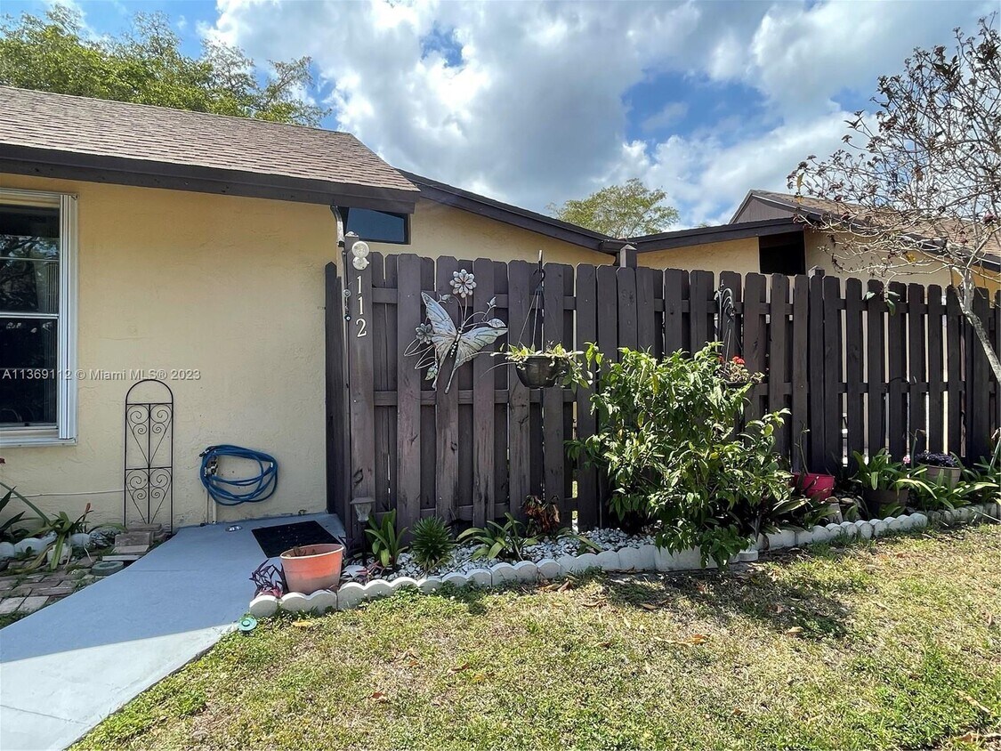 112 Fox Rd, Hollywood, FL 33024 House Rental in Hollywood, FL