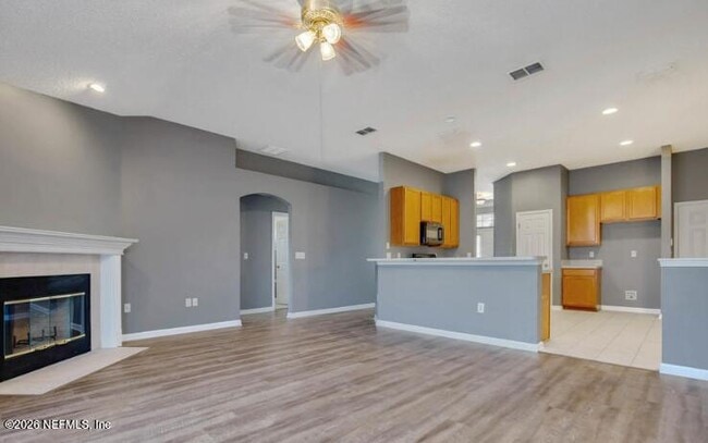 Building Photo - 10068 Garden Lake Ct