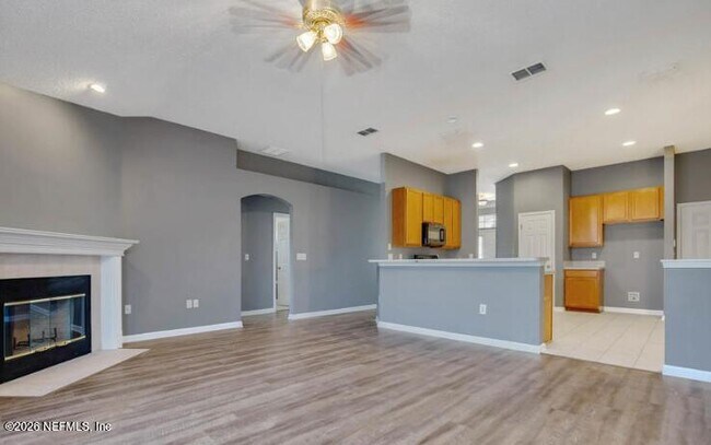 Foto del edificio - 10068 Garden Lake Ct