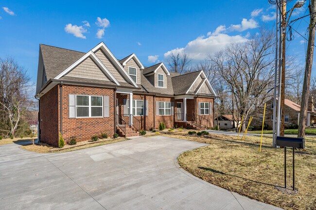 Foto del edificio - 80 E Stevens St