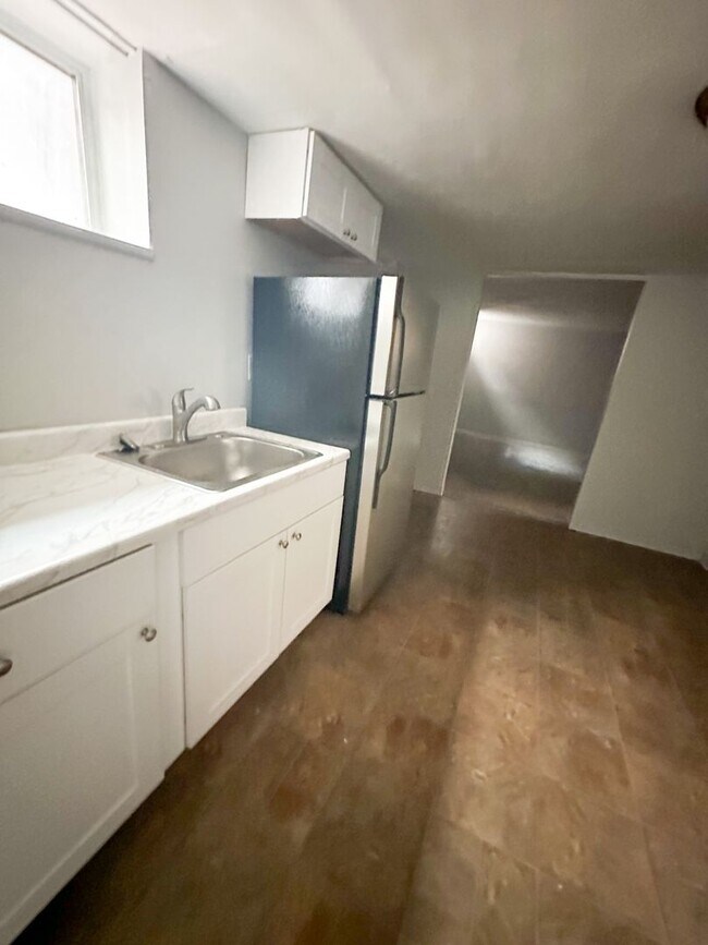 Building Photo - 3555 Quivas St