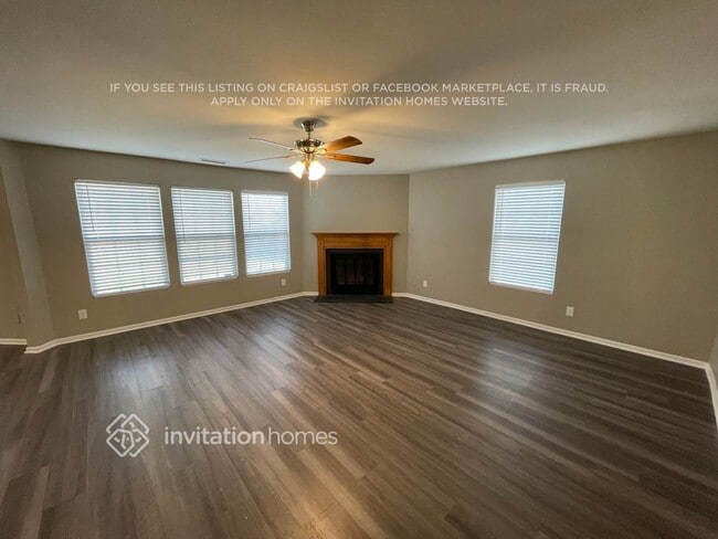 Foto del edificio - 1628 Bray Dr