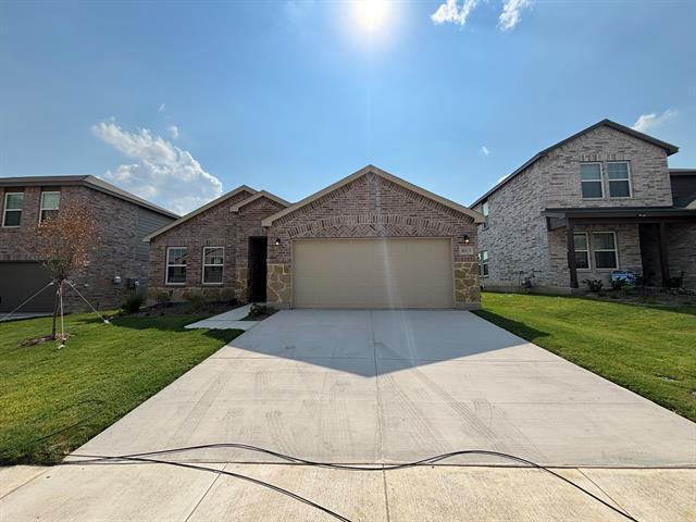 Building Photo - 16113 Isles Dr